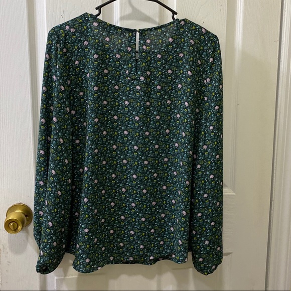 LOFT Ditsy Bloom Draped Sleeve Top - Picture 13 of 14